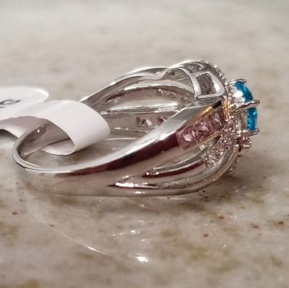 New Silver Plated blue hearts stone ring size 7 - Picture 2 of 2